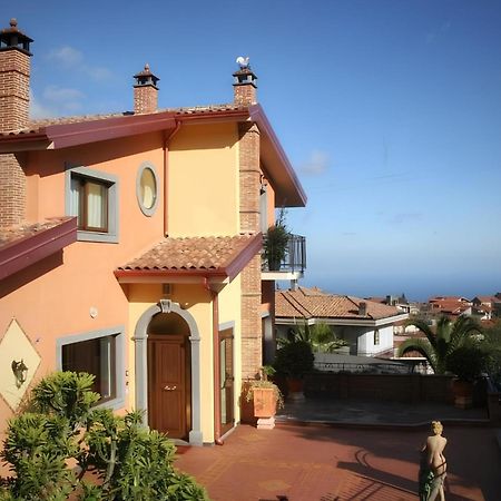 Villa Hirschen Zafferana Etnea Exterior photo